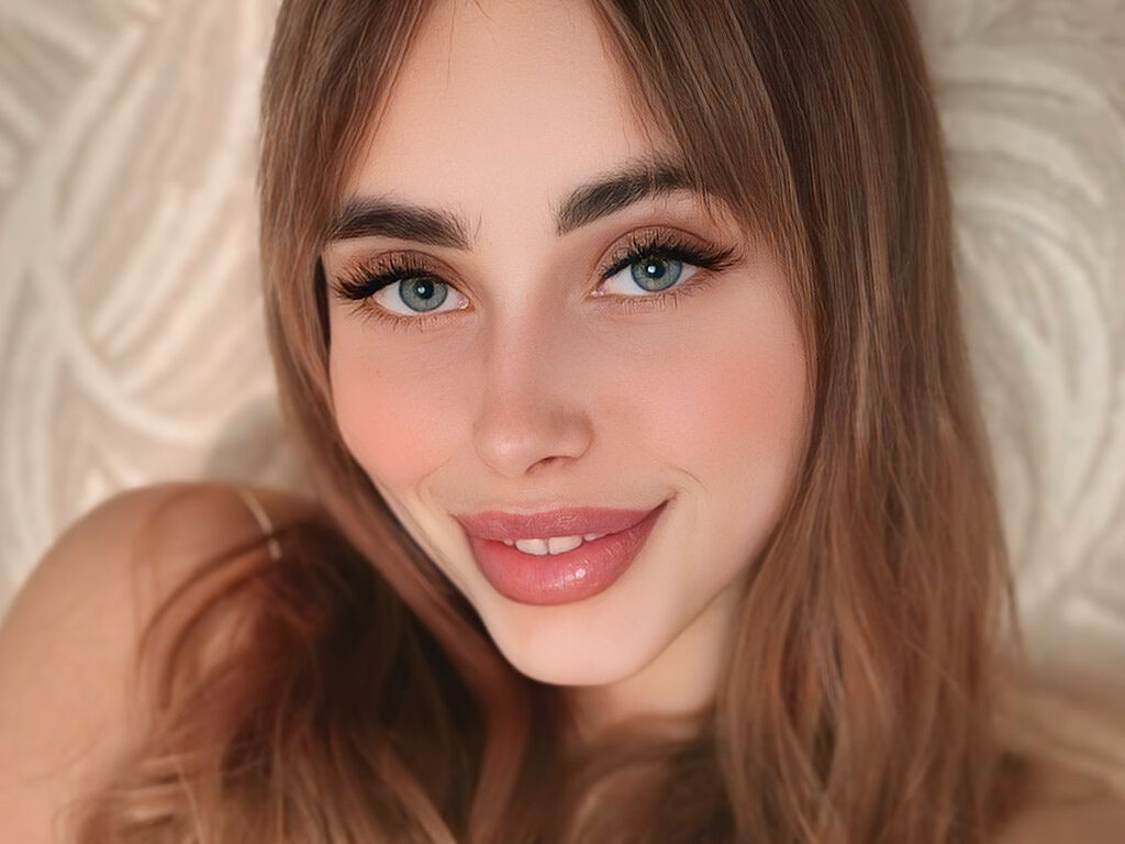 Tessa Taylor